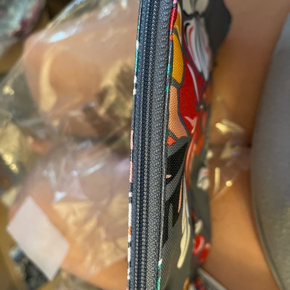 Vera Bradley wallet - Picture 3 of 11